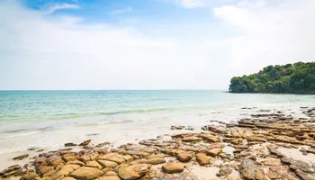 Quand une salarié en burn-out qui danse sur la plage se retrouve sur Facebook !