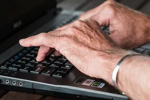 Travailler un jour férié, est-ce possible ?