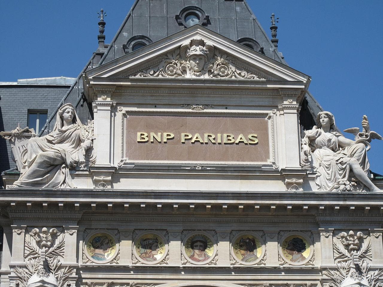 BNP Paribas condamné pour discrimination homophobe
